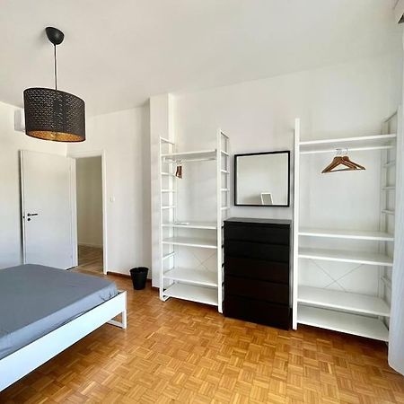 Leia Home W/Private Parking In Old Town ตรีเอสเต ภายนอก รูปภาพ