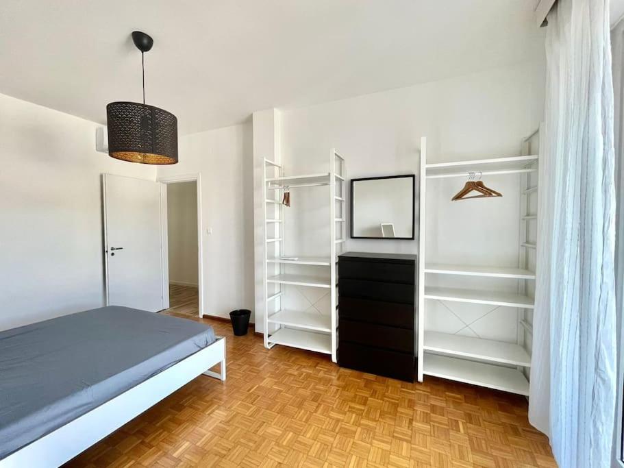 Leia Home W/Private Parking In Old Town ตรีเอสเต ภายนอก รูปภาพ
